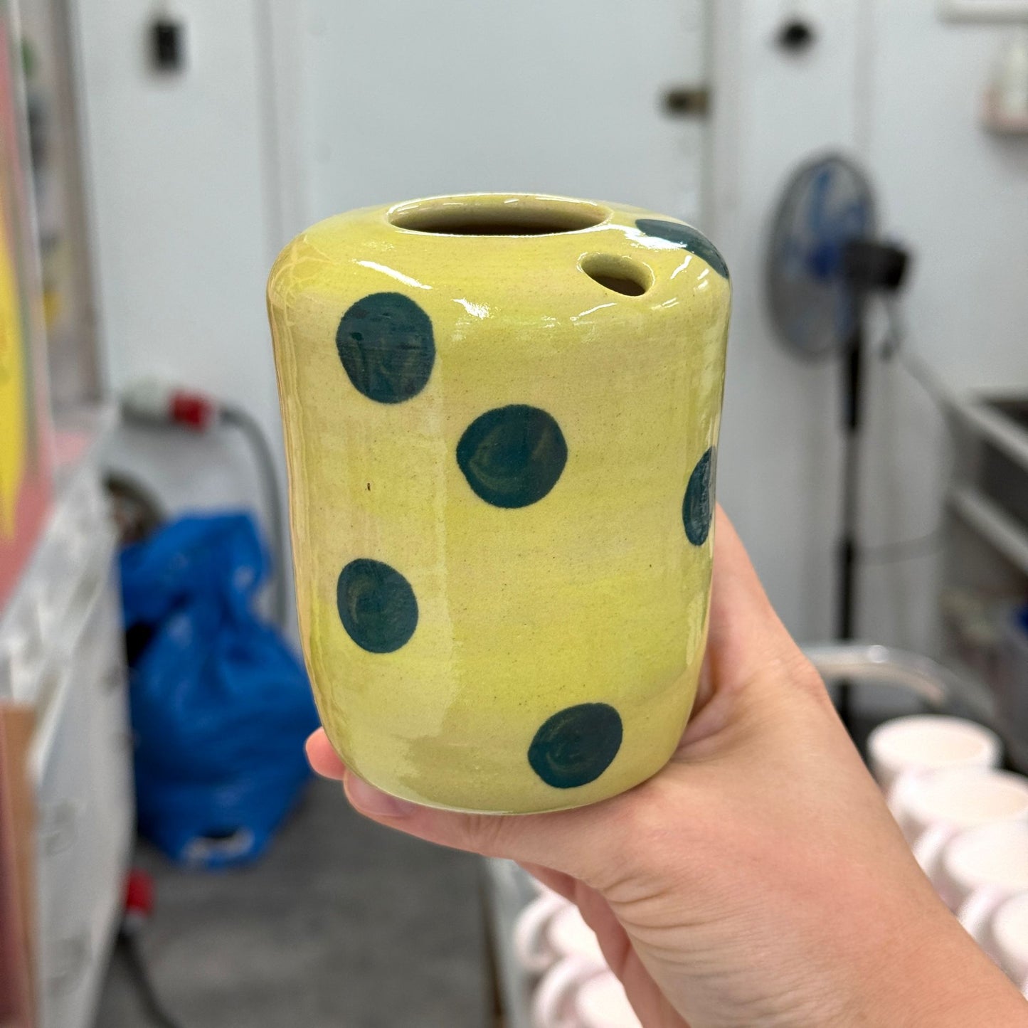 Travel tumbler / kubek na wynos - zielone kropki