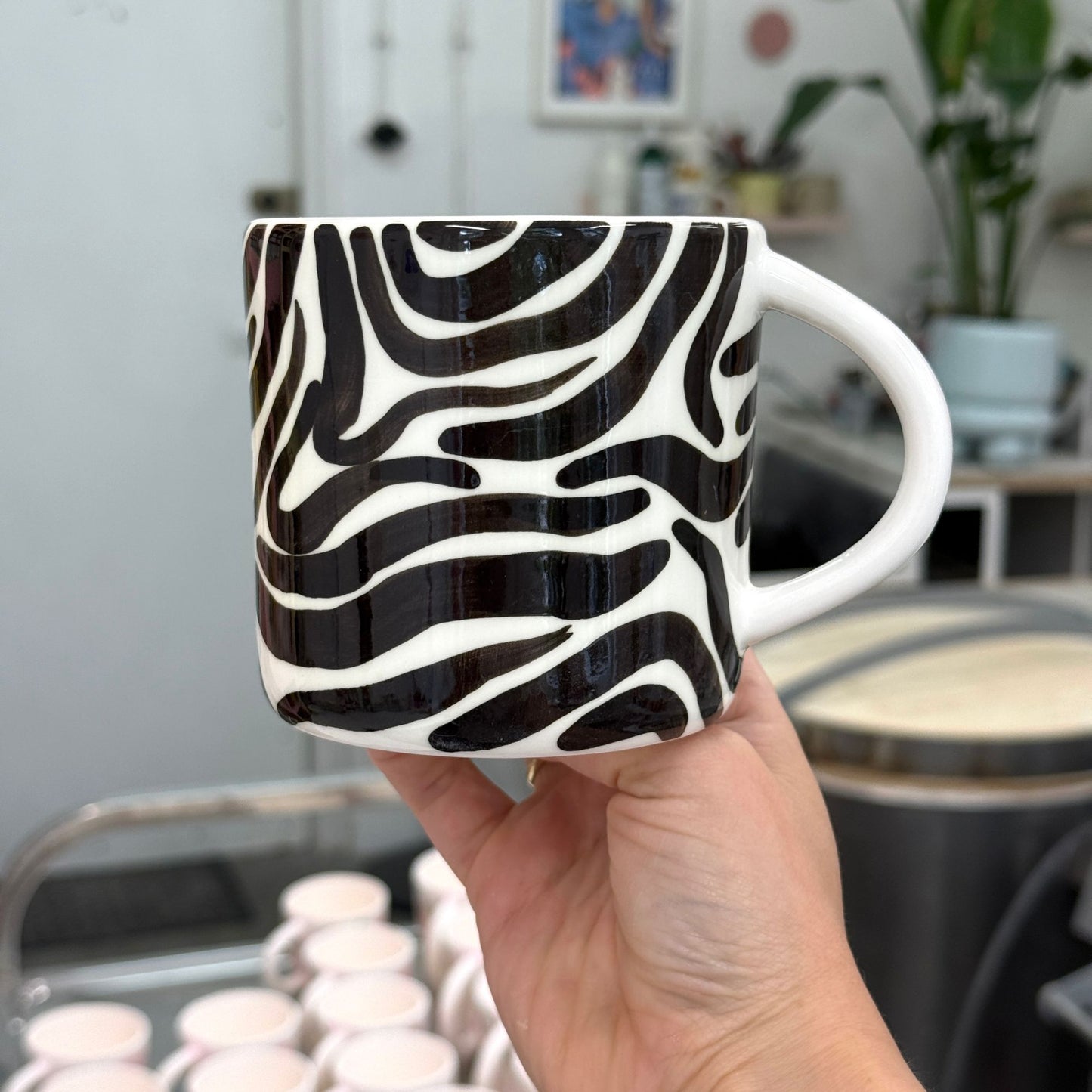 Duży kubek herbaciany 580 ml - czarno-biała zebra
